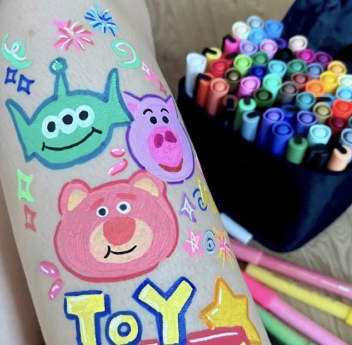 Paint graffiti with acrylic pen